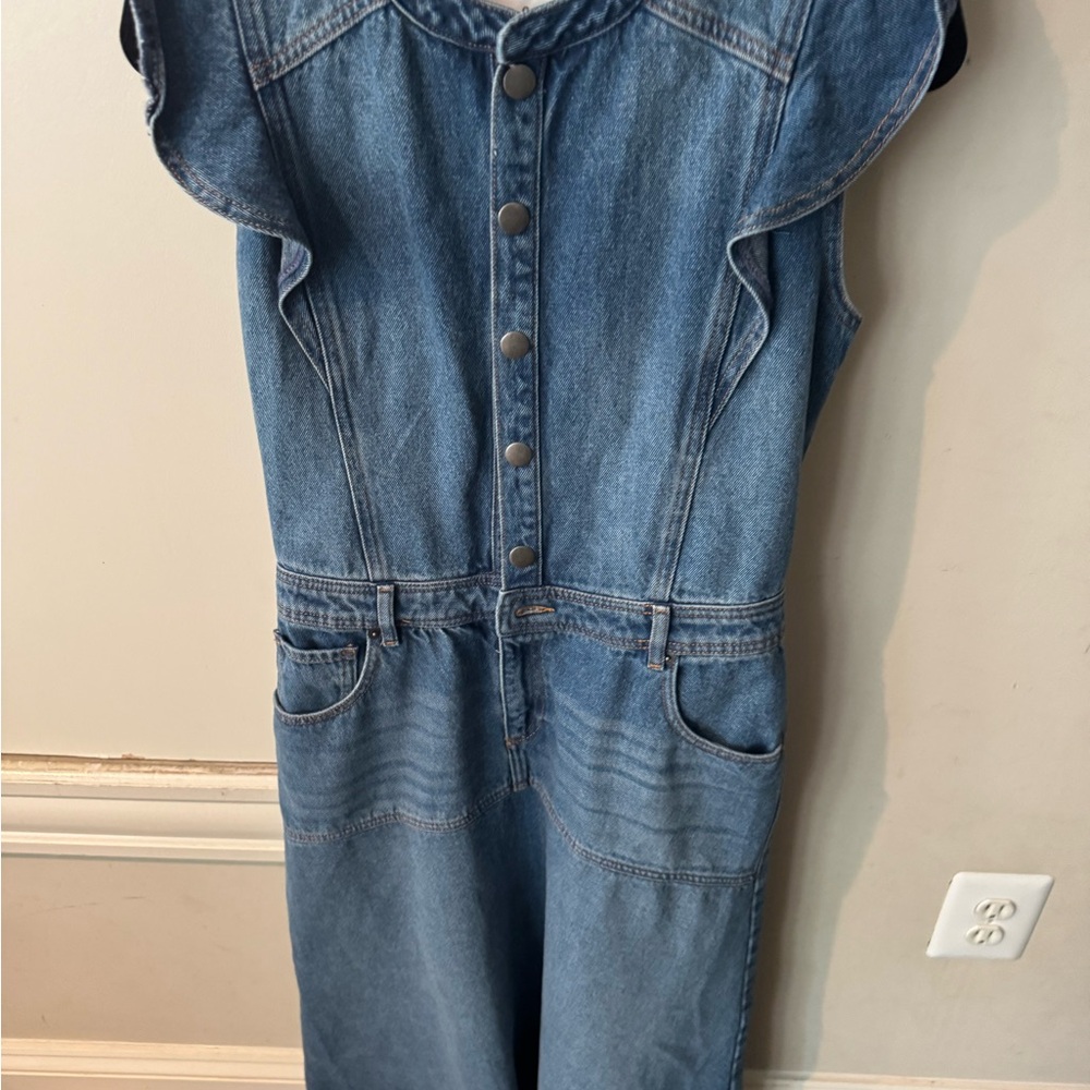 Denim  BASH Sleeveless Dress with Ruffle Sleeves new in a size small - Picture 2 of 10
